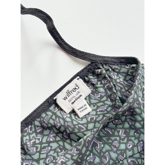 Aritzia WILFRED Dark Green Abstract Print 100% Silk Open Back Blouse Top, Size M - Picture 9 of 11